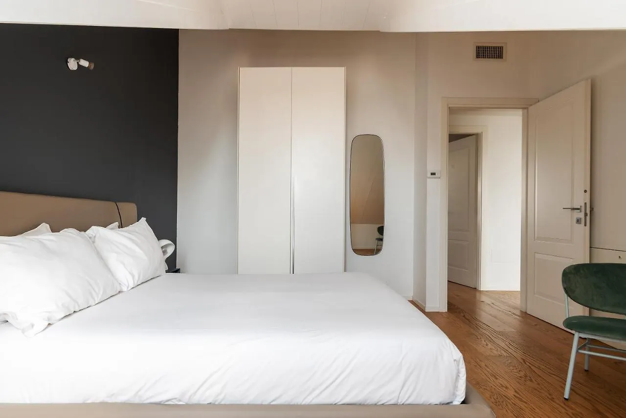 Easyhomes - Brera Luxury Suites Milan Italy