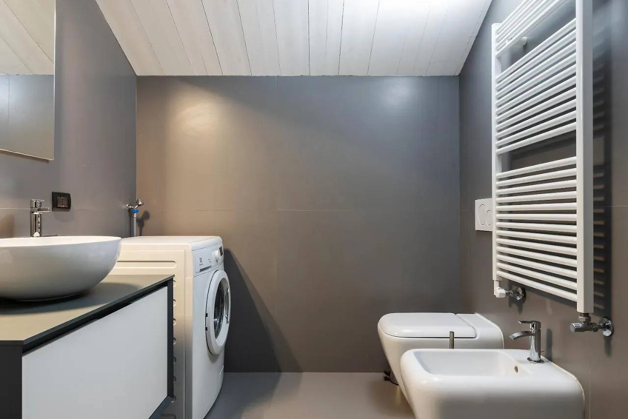 Easyhomes - Brera Luxury Suites Milan Apartment